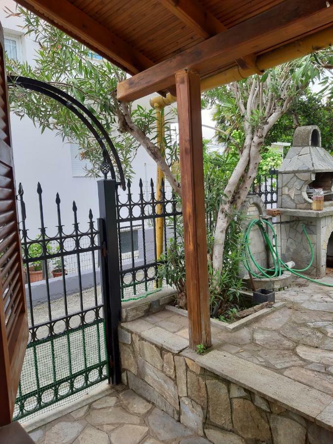 Captain'S Beauty & Wellness House สตราโตนิออน ภายนอก รูปภาพ
